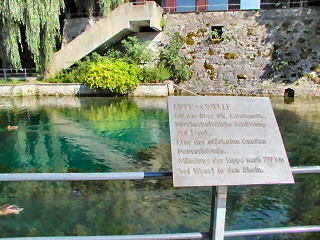 Quellteich der Lippequelle in Bad Lippspringe Quellteich der Lippequelle in Bad Lippspringe